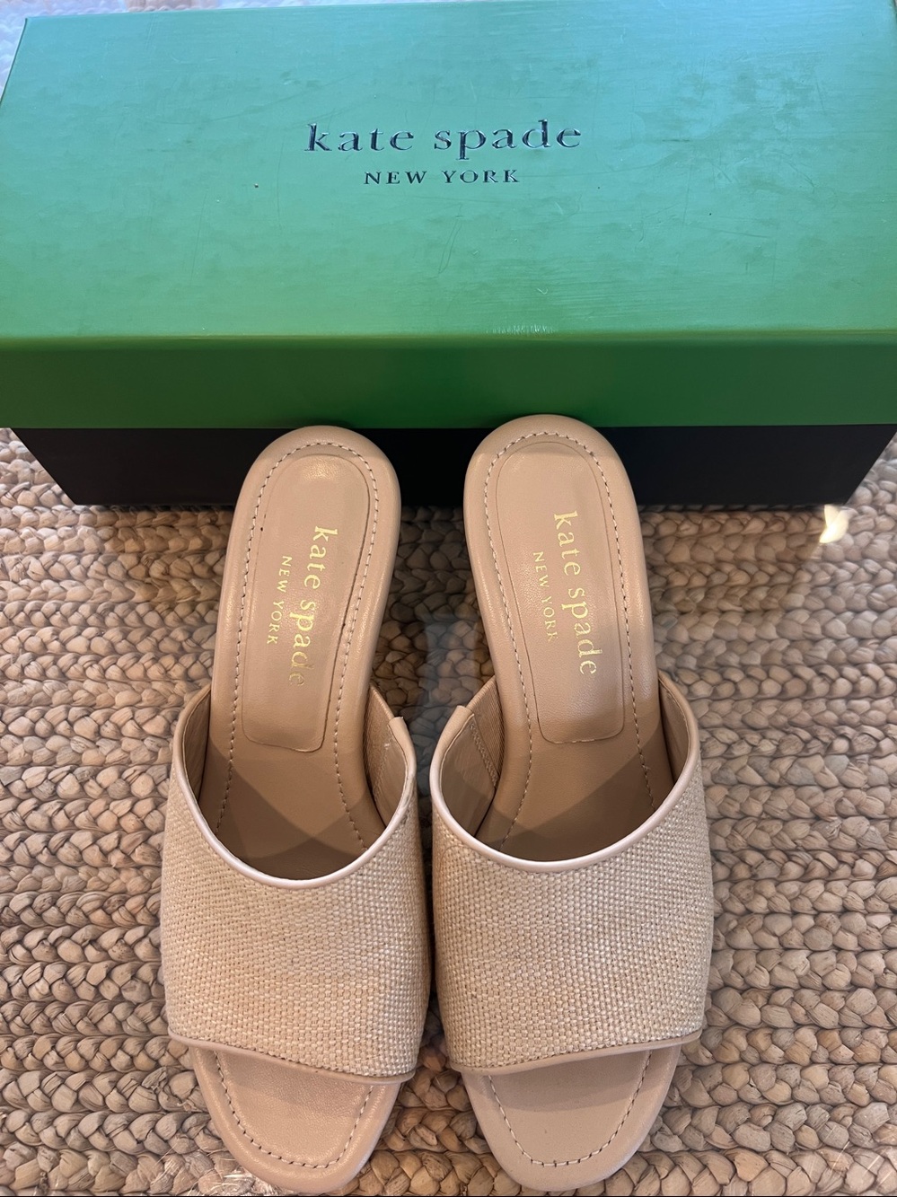 Kate Spade Malibu Summer Sandal New in Box Size 6